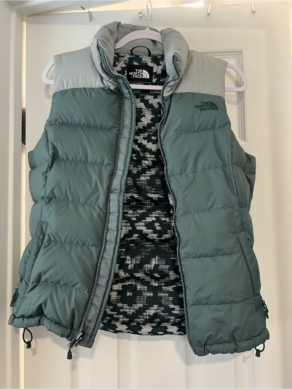 The North Face Women's Puffer Vest in Sage Green & Light Gray